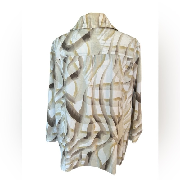Zenergy by Chico’s lightweight jacket on soft gold design size 3 - Picture 5 of 13